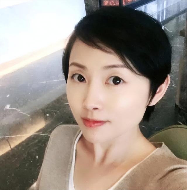 丹凤眼的女人婚姻图片