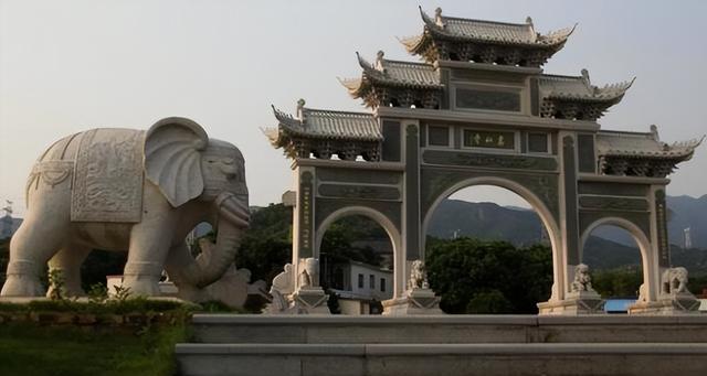 深圳寺庙香火最旺的可以摇签的（深圳寺庙香火最旺的是哪里）