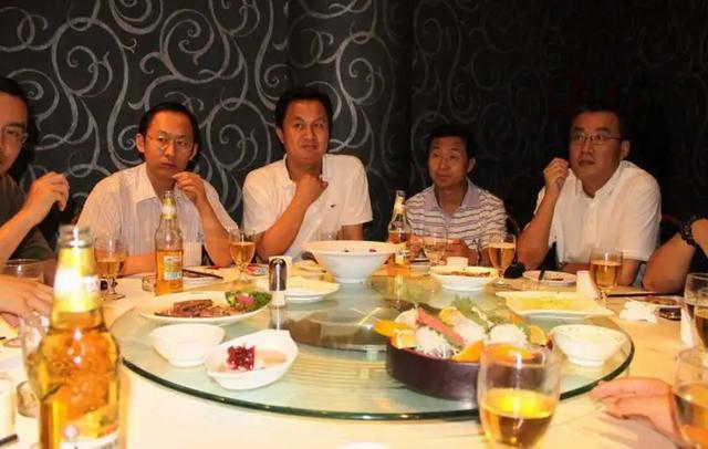 白酒电话销售话术开场白，电话销售白酒开场白？