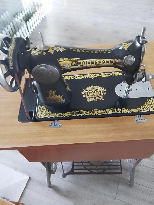 老式缝纫机回收价格多少钱一台（老旧缝纫机一台可以卖多少钱）
