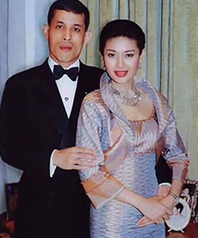 泰国国王妻子四个儿子（泰国国王的五位妻子）