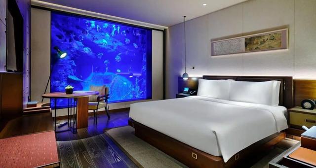 新加坡帆船酒店一晚多少钱（新加坡帆船酒店图片）